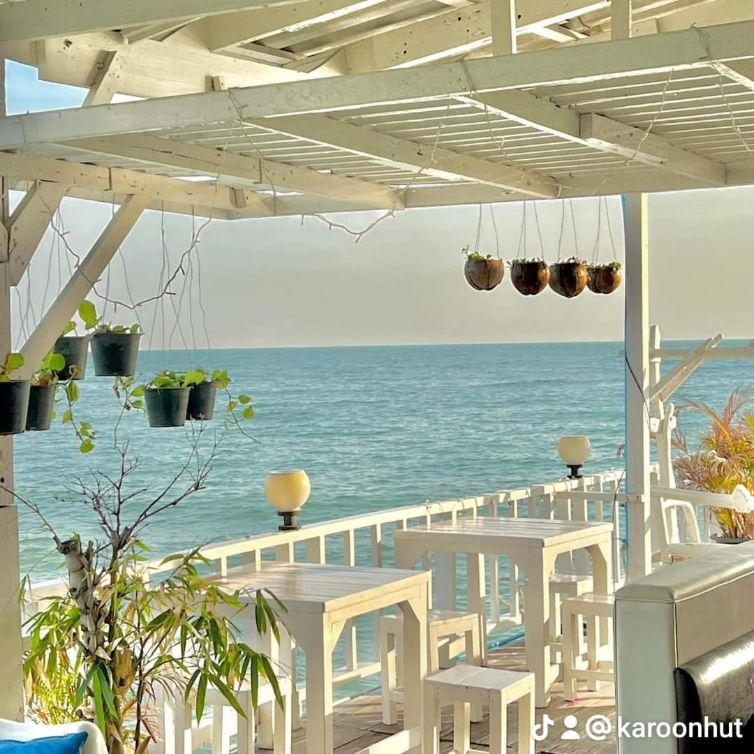 Guest house Karoon Sea View